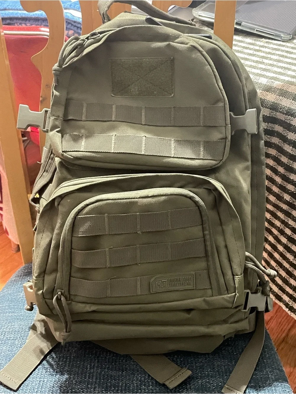 Tactical Olive Green Men's Backpack - Durable MOLLE Daypack